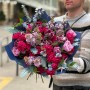 Роскошный букет в насыщенных цветах «Пурпурная птица»