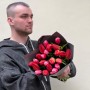 Мікс із 23 класичних тюльпанів сортів Red Chief та Supermodel у букеті «Магнетично яскравий»