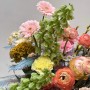 Весняна композиція в коробці з фрітілярією «Тропічна мелодія»