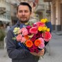 Соковитий букет з півонієвидними трояндами «Натхненна Олександра»