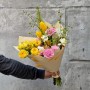 Цікавий яскравий букетик «Барви для Сашки»