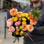 Незвичний букет з фрітілярією «Цікава Сашуня»