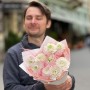 9 Cloni Success Favola Ranunculus in the bouquet «Gentle Breeze»