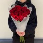 15 роз сорта Madam Red в букете «Прикосновение страсти»