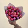 27 пионовидных тюльпанов сортов Columbus и Double Price в букете «Лёгкость весны»