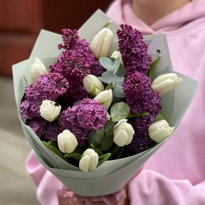 Душистый букет с сиренью «Весенняя молекула»