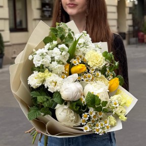 Нежный букет для мамы «Расцветать благодаря тебе»