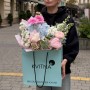 Милый букет с гортензией и пионом «Песня для мамы»