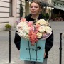 Изысканный букет с фаленопсисом «Цветочная симфония»