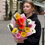 15 яскравих гербер у букеті «Кольори радості»