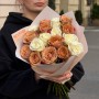 Изысканный микс из роз «Благодарность родной»