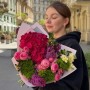 Juicy bouquet with Silva Pink spray peony rose «Bright Splash»