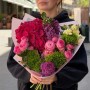 Juicy bouquet with Silva Pink spray peony rose «Bright Splash»