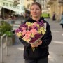 Пухнастий букет із запашною матіолою та ніжним бузком «Сонячний дарунок»