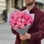 9 веток кустовых пионовидных роз Silva Pink и Giselle в букете «Особые воспоминания»