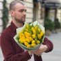 27 бахромчатых тюльпанов Yellow Valery в букете «Лимонные карамельки»