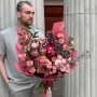 Объёмный стильный букет с протеями «Экзотическое вдохновение»
