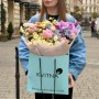 Мальовничий букет в акварельних відтінках «Романтичні фантазії»