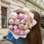 15 пионов сорта Pillow Talk в букете «Майские облака»