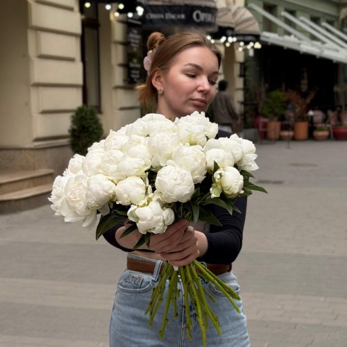 Півонія Bowl of Cream