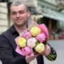 7 півоній сортів Sarah Bernhardt, Bartzella та Pillow Talk у букеті «Дівочі радощі»