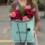 Насыщенный букет с гортензией «Рубиновый джем»