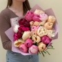 Микс из 25 пионов в букете «Мечта влюблённой»