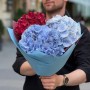 3 гортензії у букеті «Арктичне полум'я»