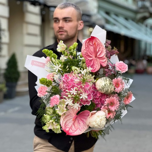 Stylish Pink Bouquet «Fairytale Impressions»