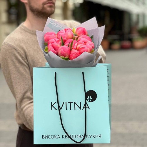 9 яскравих півоній Coral Charm у букеті «Коралові перлини»