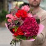 Vibrant bouquet with hydrangea «Glowing Embers»