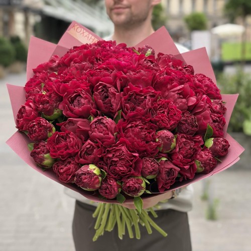 Bouquet of 51 Armani peonies «Her Desires»