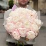 17 півоній Gardenia у букеті «Пухка чарівність»