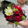 Цікавий букет із протеєю «Незвичний фрукт»