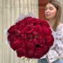 25 розкішних оксамитових півоній Armani у букеті «Гранатове море»