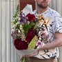 Загадочный букет в насыщенных цветах «Мистическое созвездие»