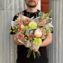 Elegant Bouquet with La Garden Cafe Latte Roses «Coffee in Nice»