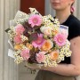 Нежный летний букет с пионовидной розой Juliet «Девичьи сны»