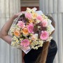 Нежный летний букет с пионовидной розой Juliet «Девичьи сны»
