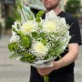 Garden bouquet with dahlias «Moonlight»