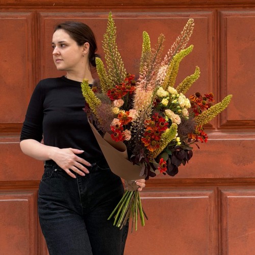 Luxurious bouquet with eremurus «Cosmic Miracle»