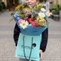 Красочный сборный букет «Дофаминчик для Оли»