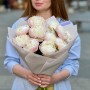 Пышный монобукет из пионов Gardenia «Прикосновение лета»