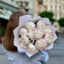 Пышный монобукет из пионов Gardenia «Прикосновение лета»