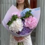 5 гортензій з малинкою у букеті «Кольорове літечко»