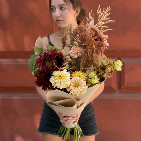 Warm Bouquet with Amaranthus «Southern Breeze»