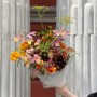 Juicy Summer Bouquet of Seasonal Flowers «Orange Espresso»