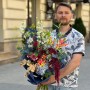 Distinctive Bouquet with Vibrant Gloriosa «The Lights of Avalon»