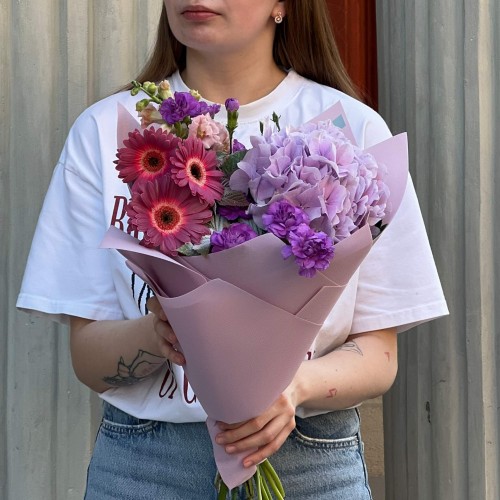 Distinctive Mixed Bouquet with Gerberas «Purple Glow»