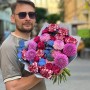 Соковитий букет у малинових тонах «Пурпурові сузір'я»